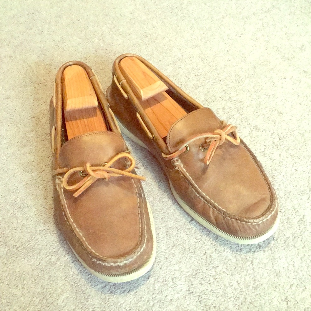 Size 9.5 Sperry Topsider